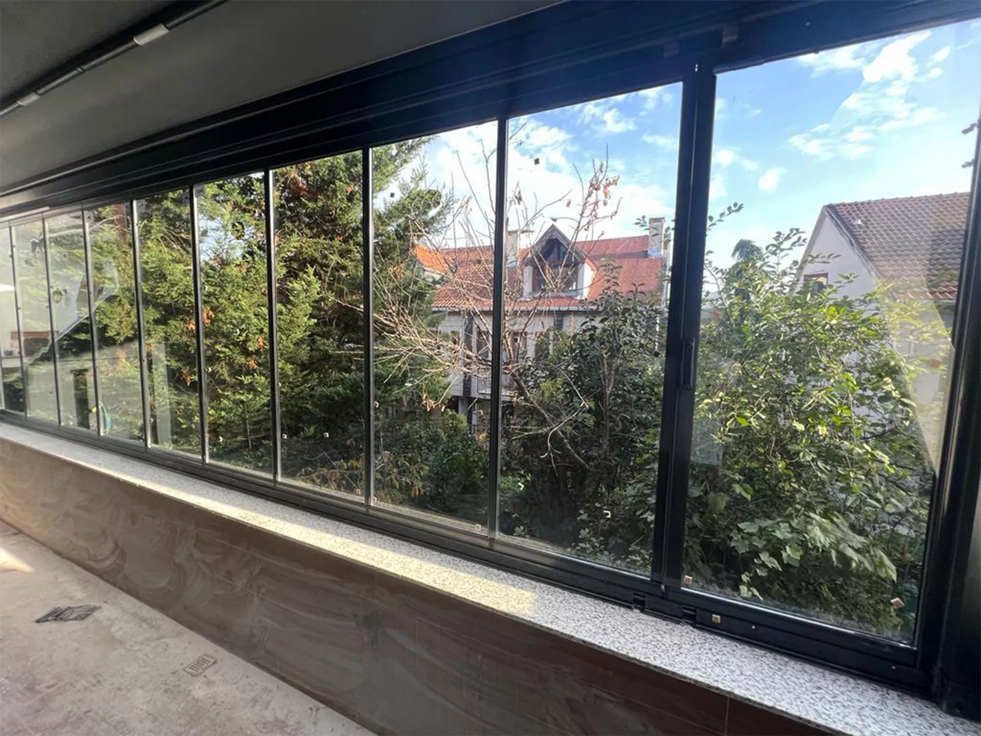 Cam Balkon